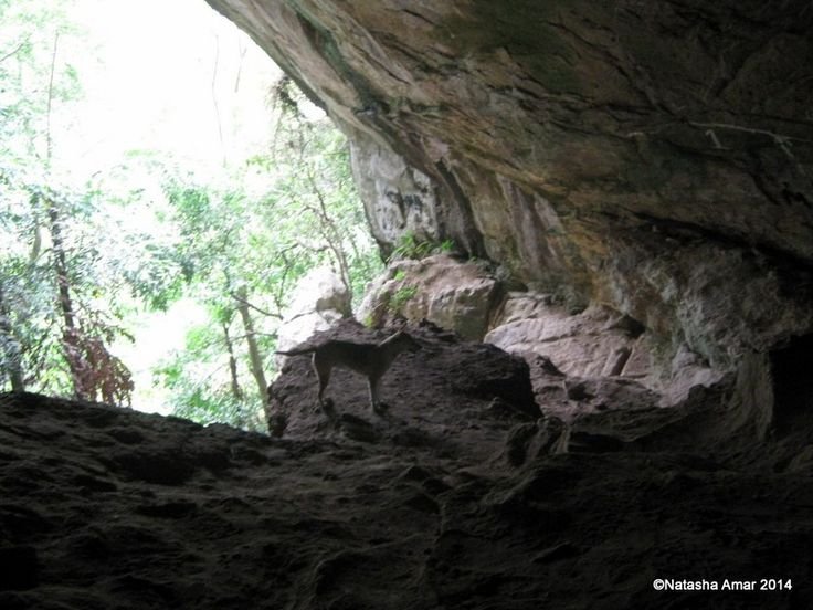 Ravana Cave in Ella, Sri Lanka